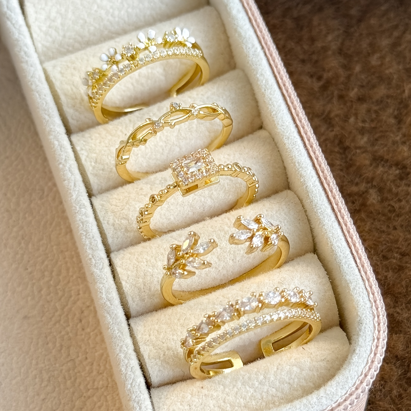 Elegant Copper & Zirconia 5 Pcs Rings