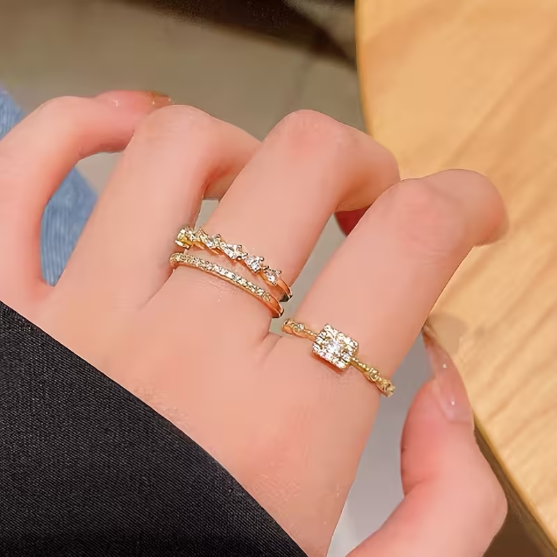 Elegant Copper & Zirconia 5 Pcs Rings