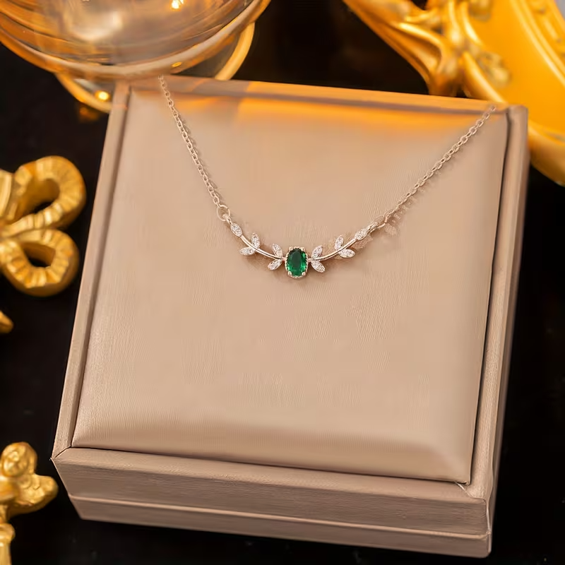 Branch Inlay Zirconia Pendant Necklace